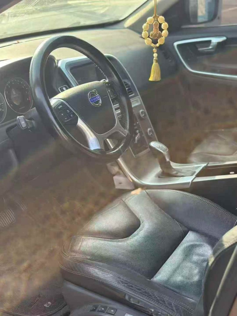 烟台13年沃尔沃XC606