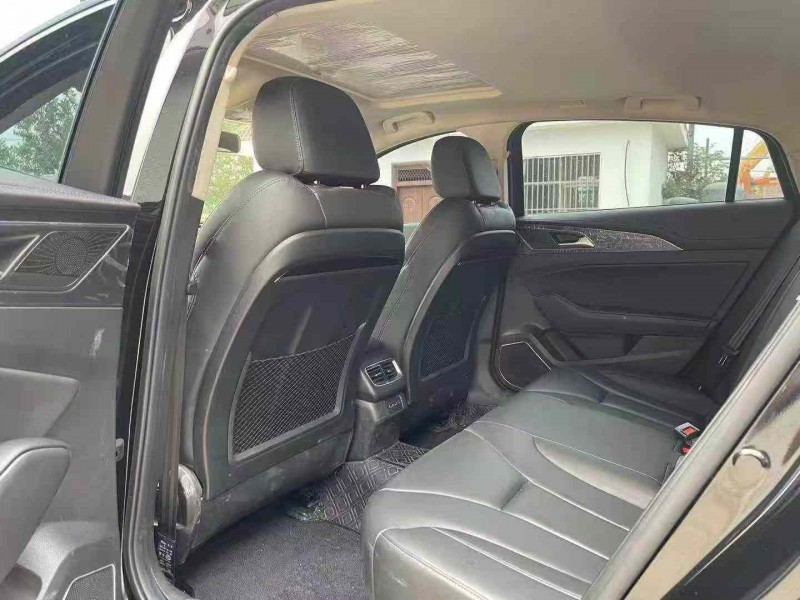 徐州22年红旗H58