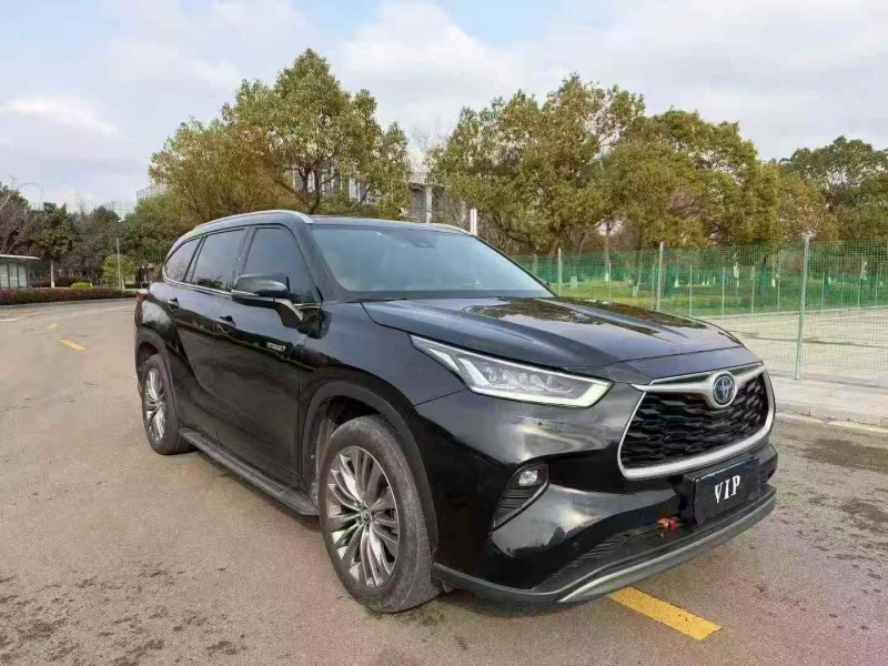 连云港23年丰田汉兰达2