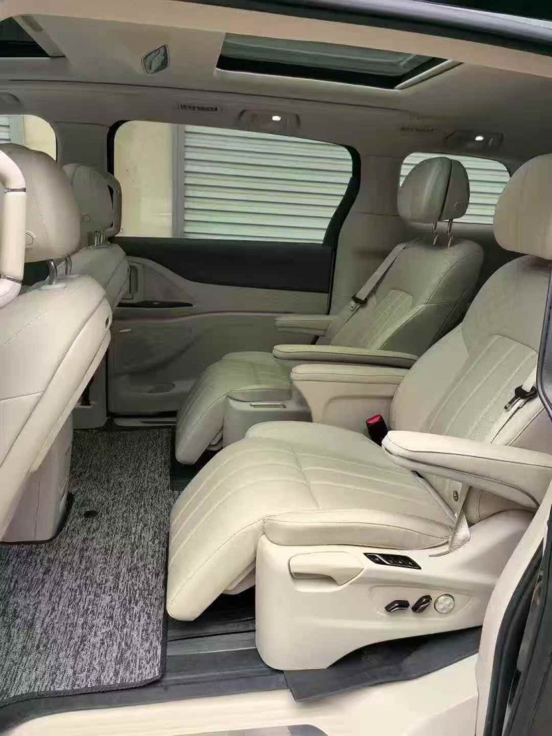 烟台24年岚图汽车梦想家5