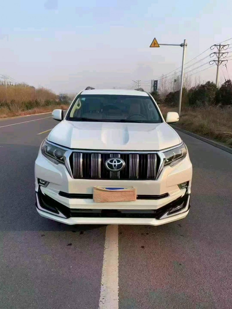 青岛16年丰田普拉多1