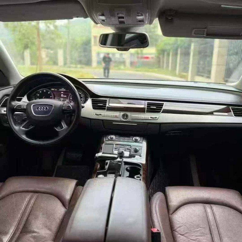 徐州14年奥迪A8L4