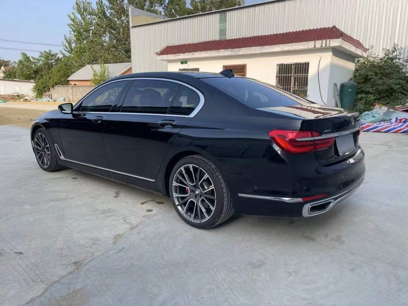 徐州17年宝马7系8