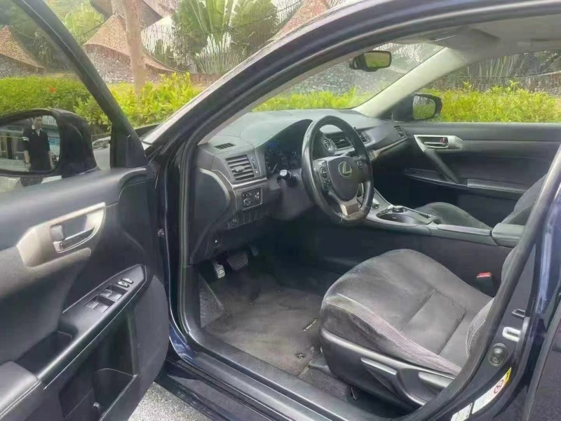 深圳17年雷克萨斯CT4