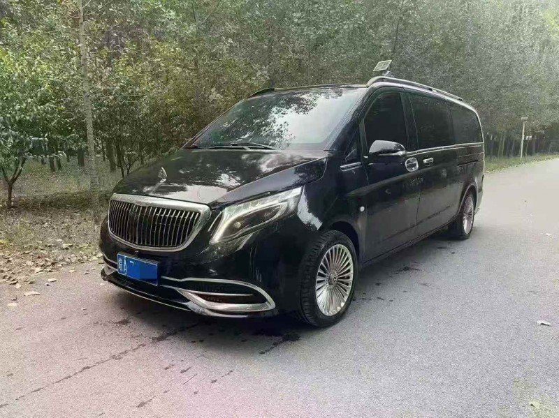 枣庄20年奔驰威霆2