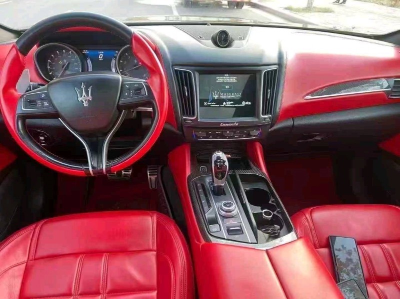 焦作18年玛莎拉蒂Levante6