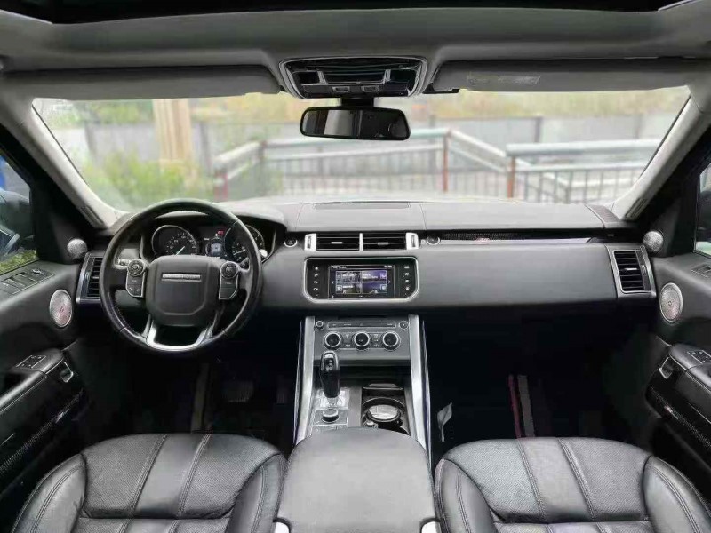 重庆16年路虎揽胜运动6