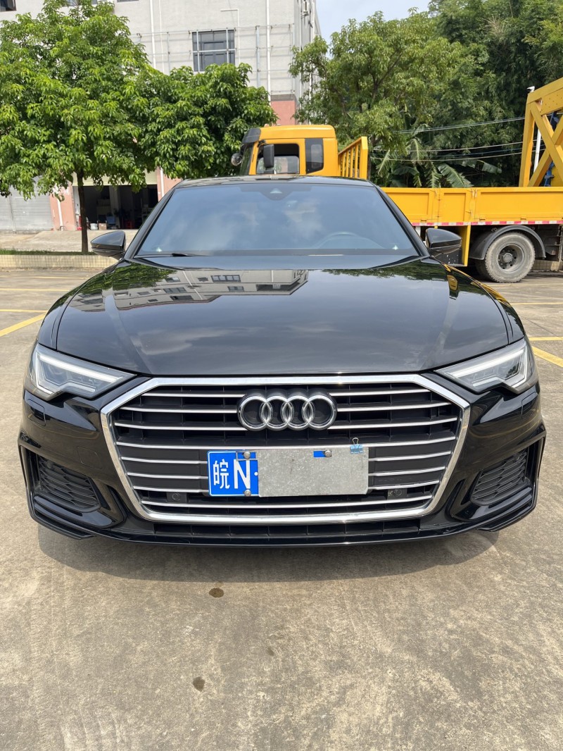 中山22年奥迪A6L1