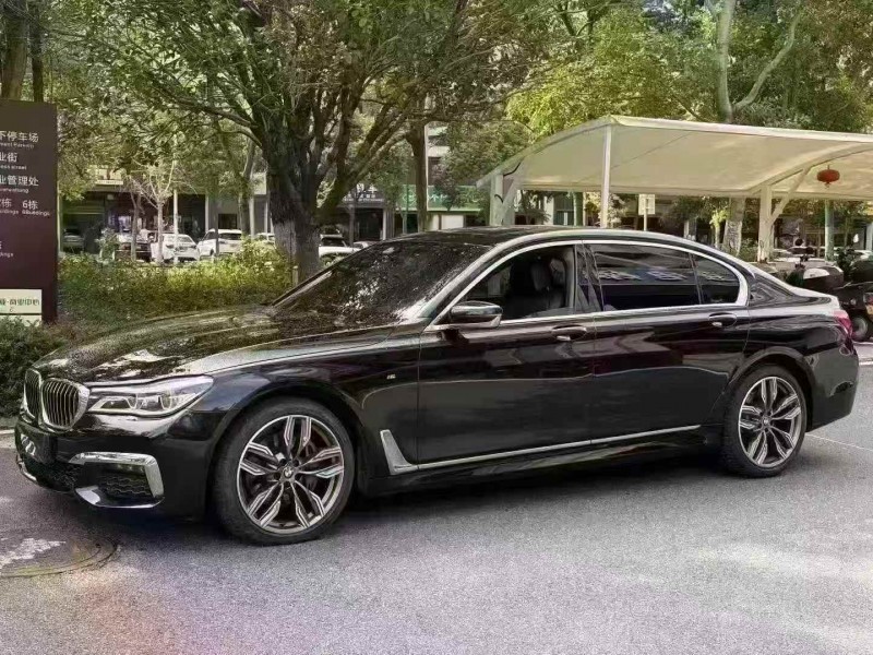 邵阳17年宝马7系2