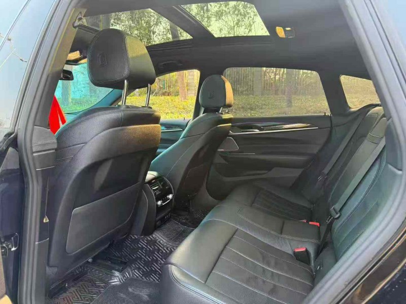 娄底22年宝马6系6