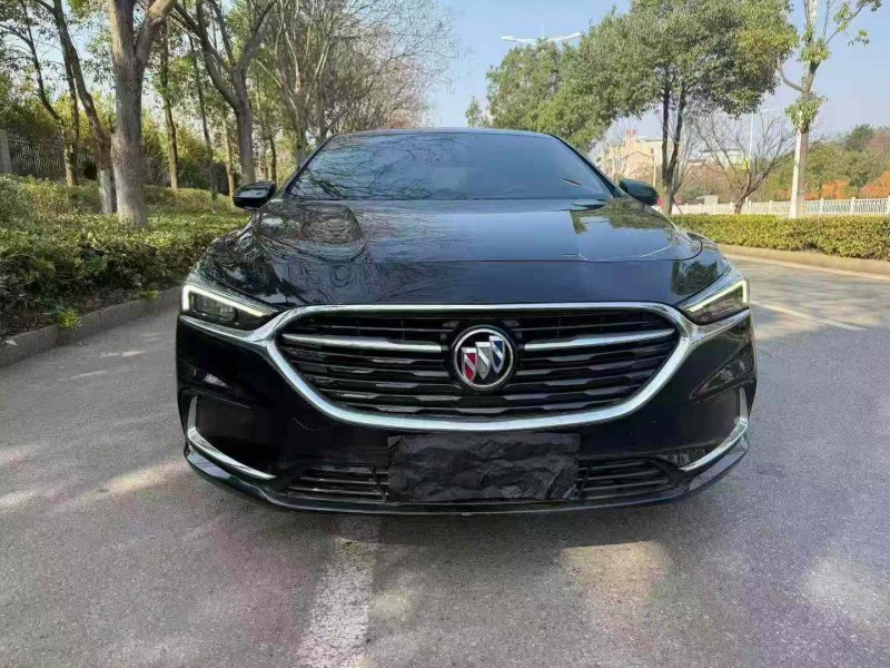 娄底22年别克君越1