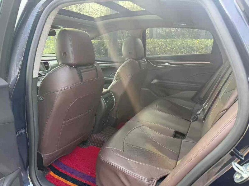 娄底22年别克君越6