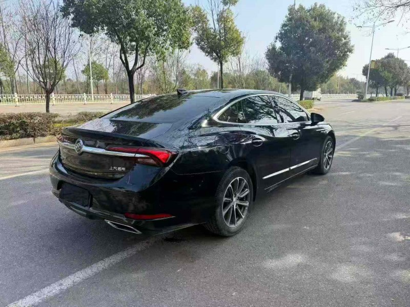 娄底22年别克君越8