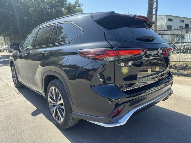 中山25年丰田皇冠4