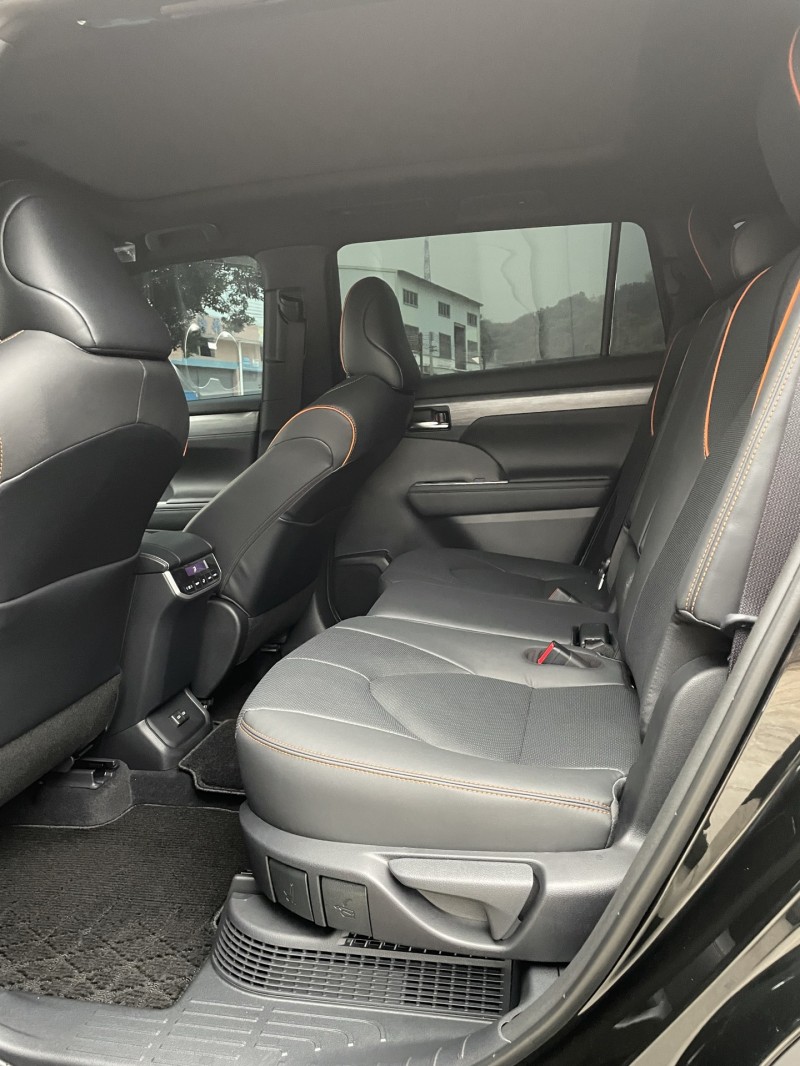 中山25年丰田皇冠6