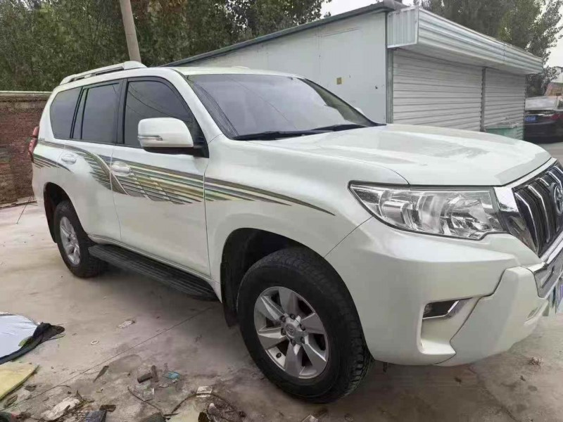 安阳18年丰田普拉多3