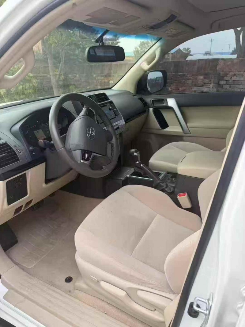 安阳18年丰田普拉多6