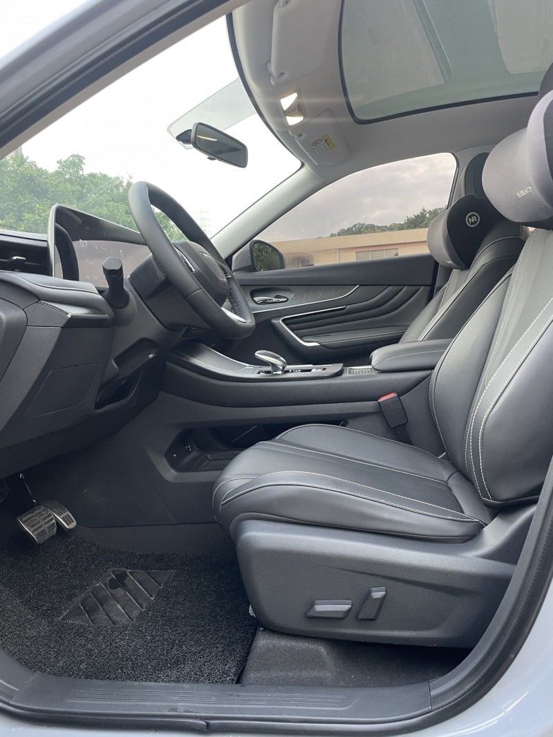 中山24年启辰大V8