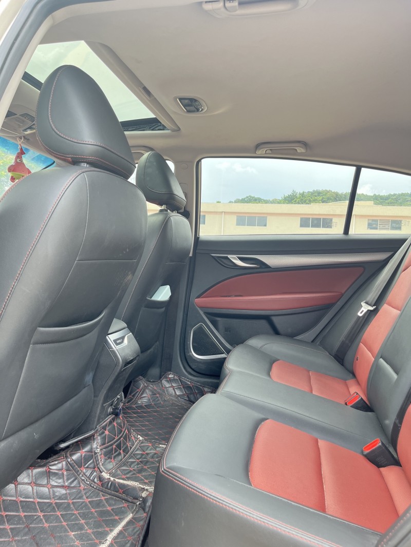 中山20年吉利S16