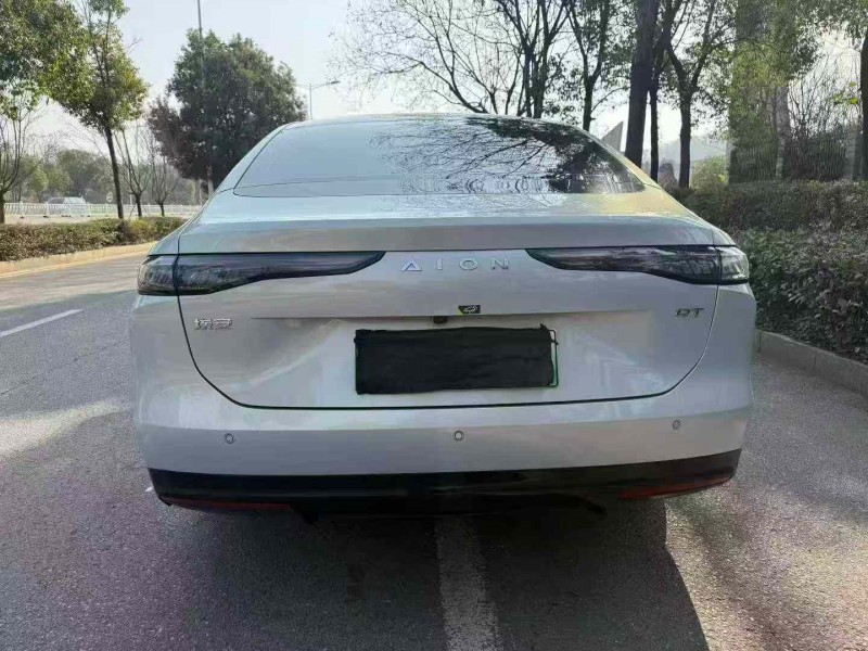 娄底25年传祺埃安RT9