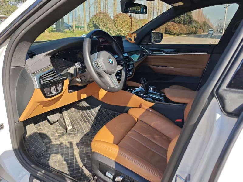 徐州24年宝马6系4