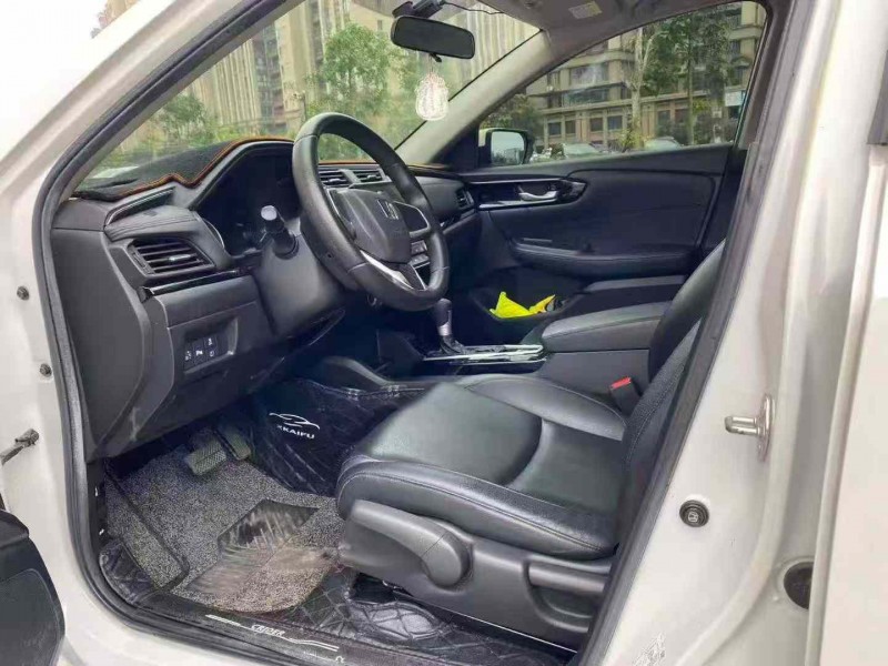 海口19年本田凌派4