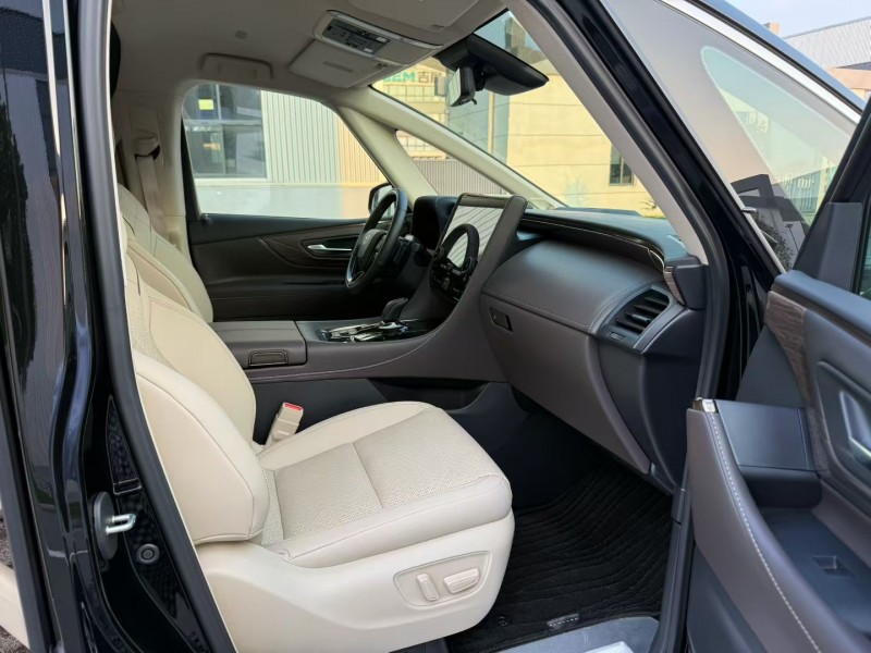 徐州25年丰田埃尔法5