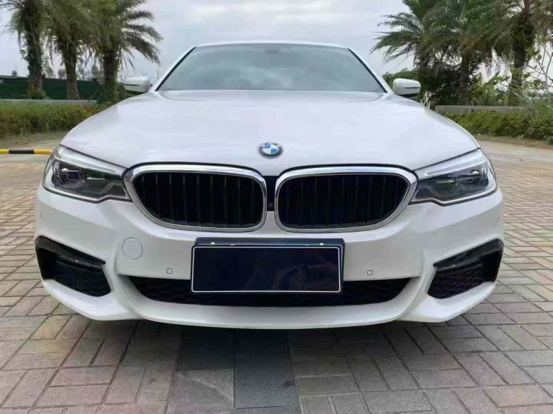 海口18年宝马5系1