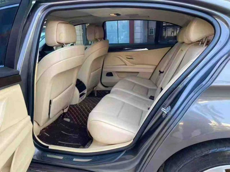 海口13年宝马5系5