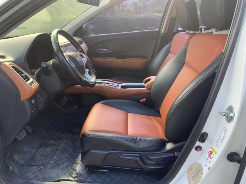 茂名16年本田缤智4