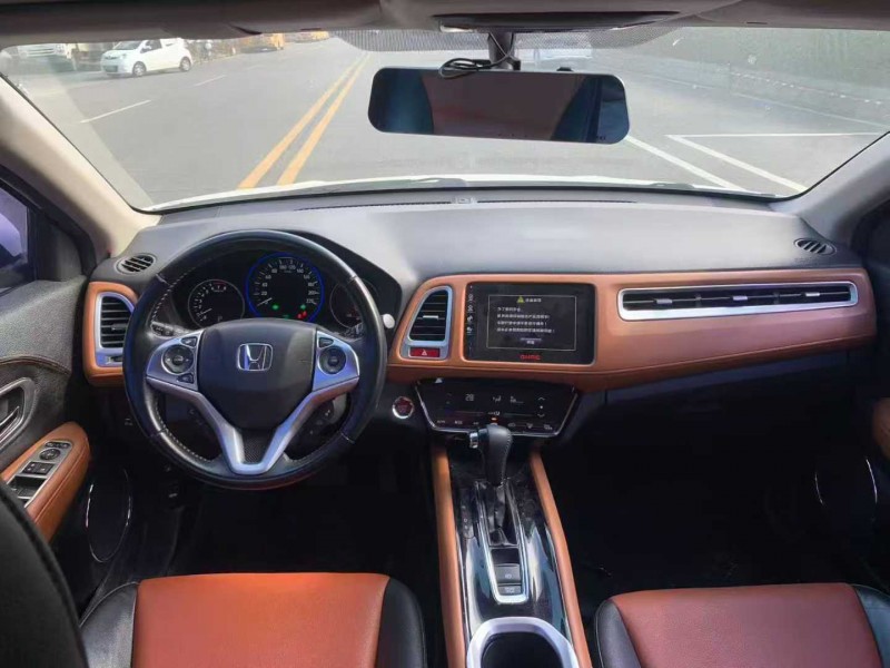 茂名16年本田缤智5