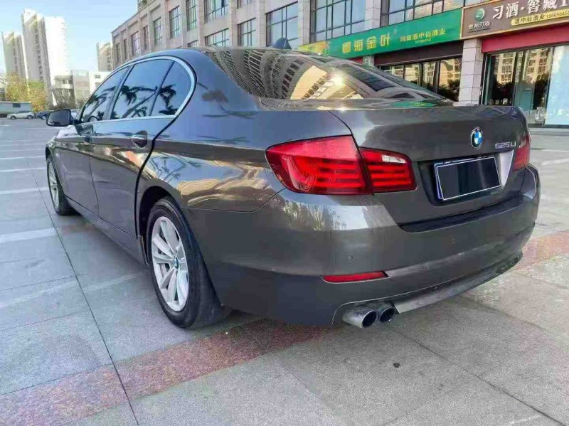 海口13年宝马5系8