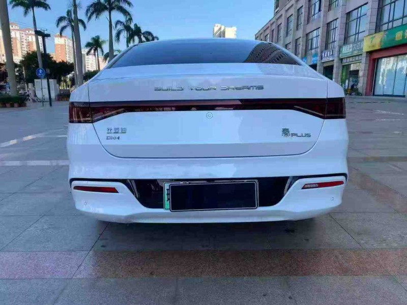 海口23年比亚迪秦9