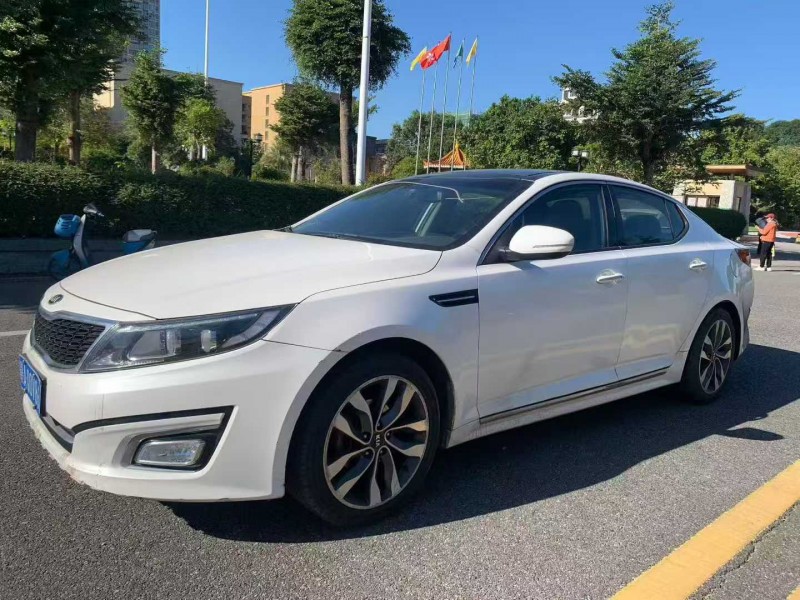 茂名16年本田缤智3