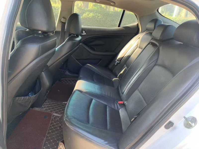 茂名16年本田缤智6