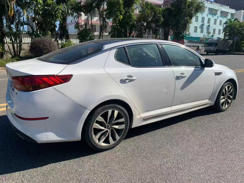 茂名16年本田缤智8