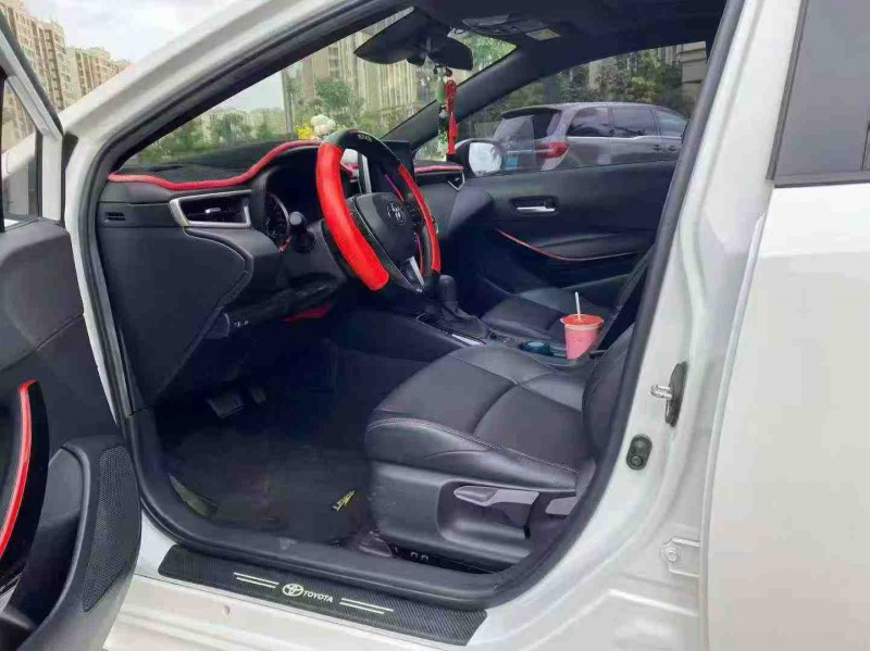 海口22年丰田雷凌4