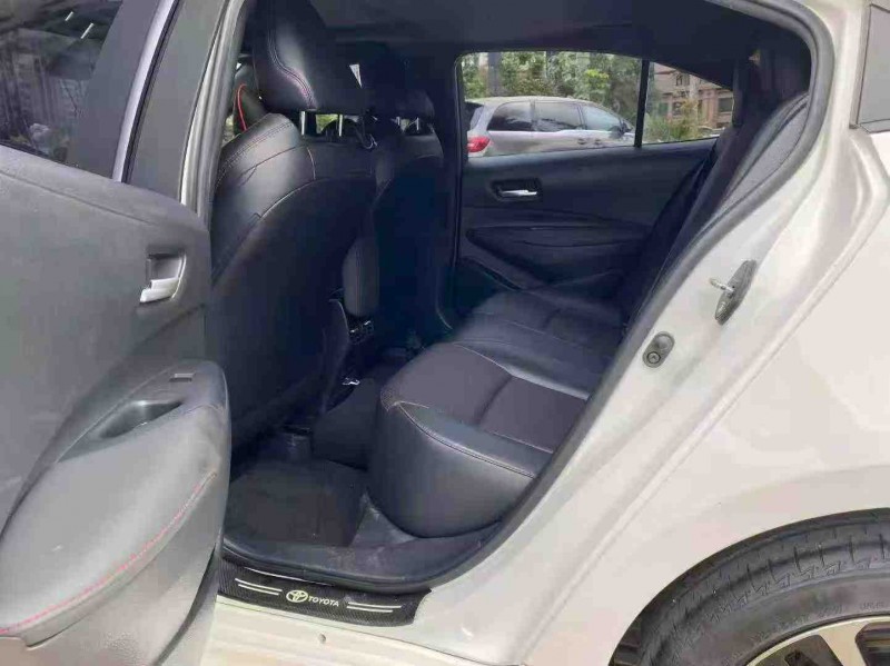 海口22年丰田雷凌5