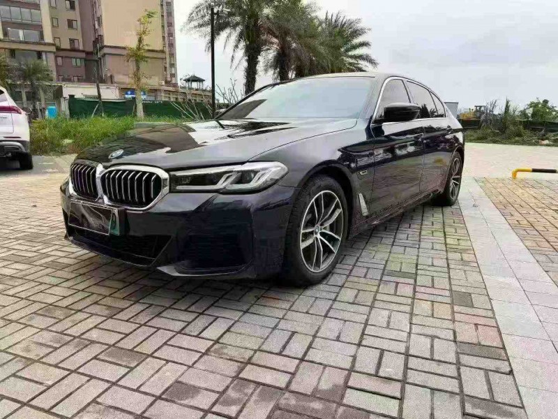 海口22年宝马5系3