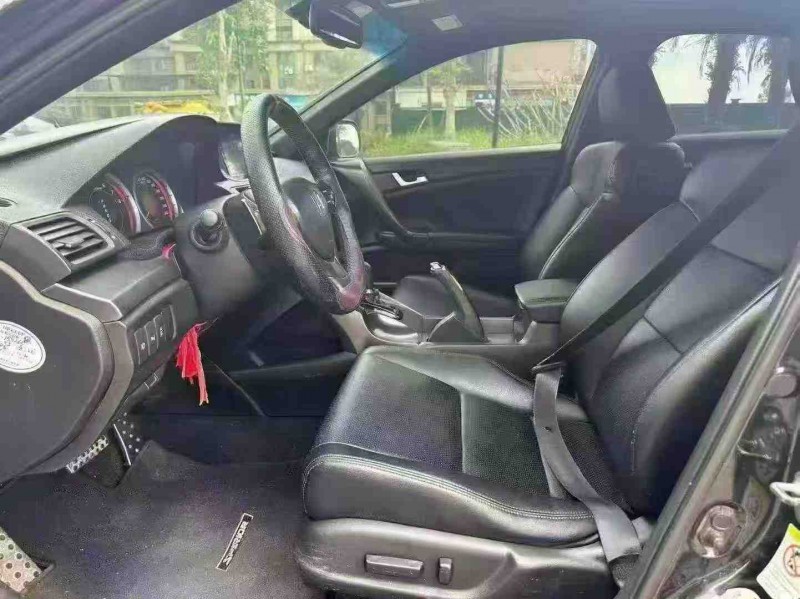 海口13年本田思铂睿4