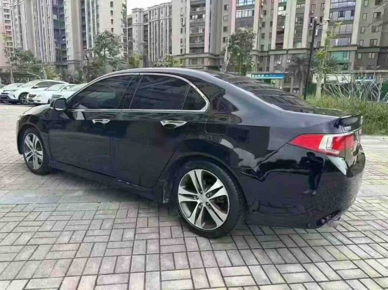 海口13年本田思铂睿7