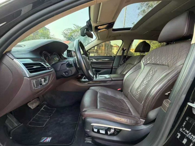 茂名16年宝马7系5