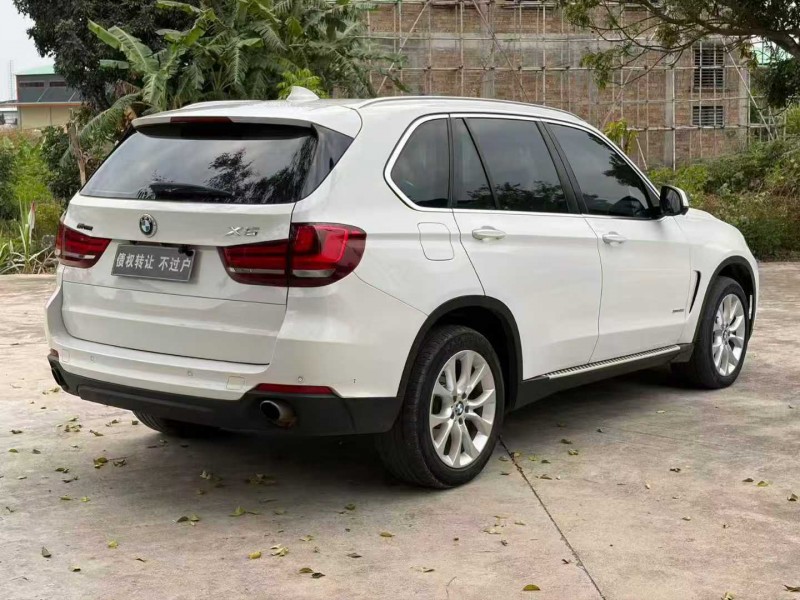 茂名15年宝马X57