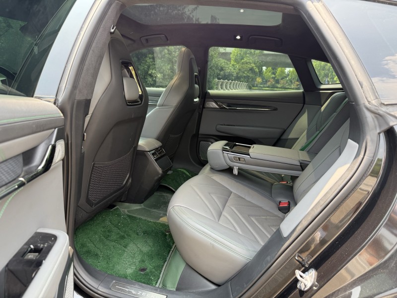 盐城22年极氪汽车0015