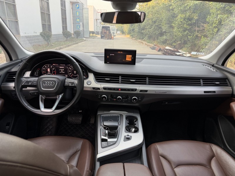 盐城15年奥迪Q76