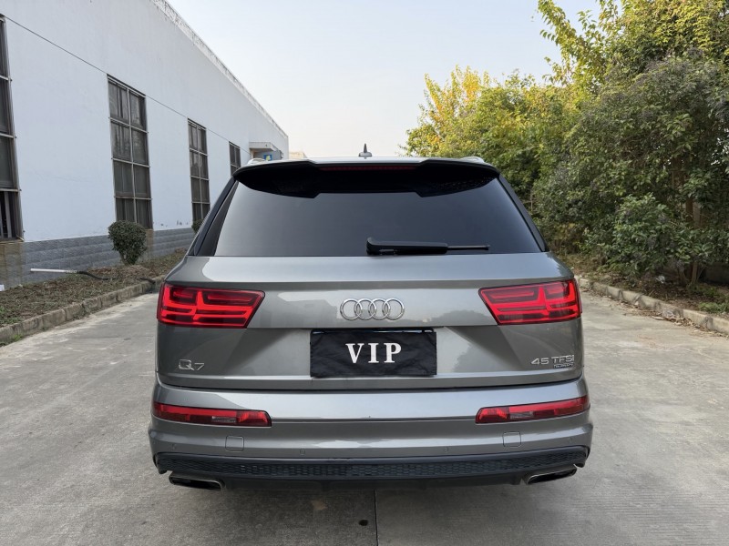 盐城15年奥迪Q79