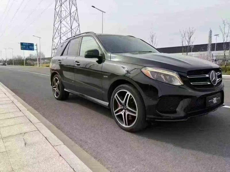 徐州19年奔驰GLE2