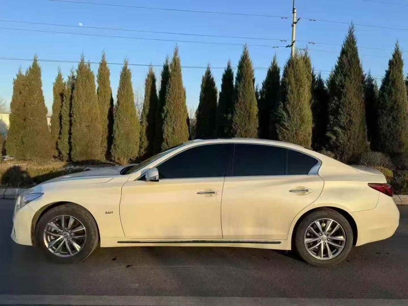 滨州19年英菲尼迪Q503