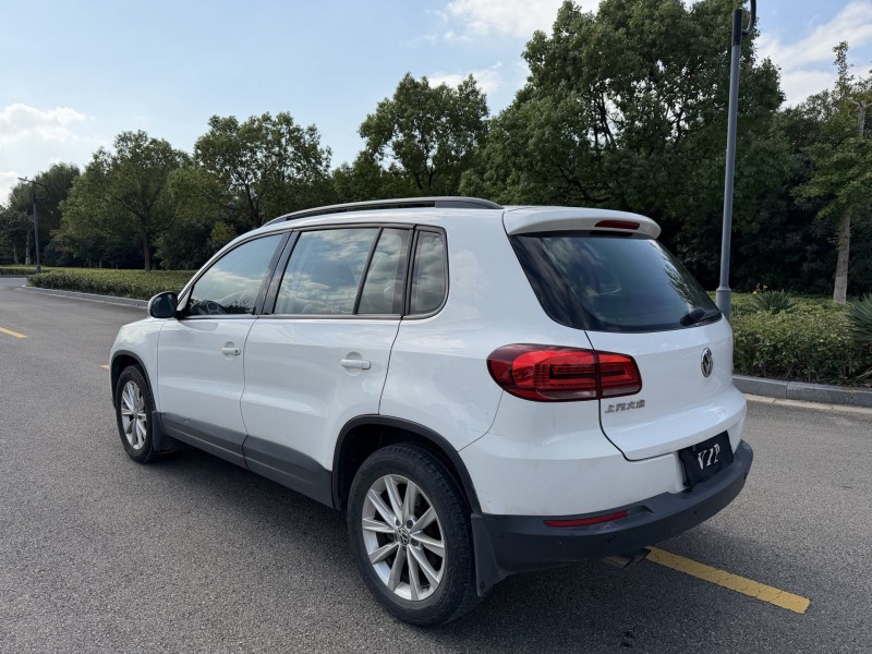 盐城17年大众途观8