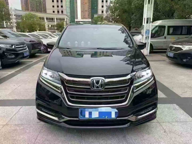 苏州21年本田艾力绅1